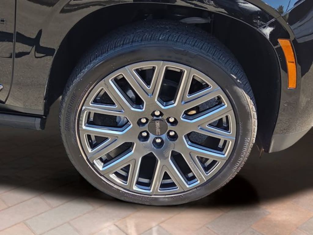 Used 2025 GMC Yukon Denali Ultimate SUV