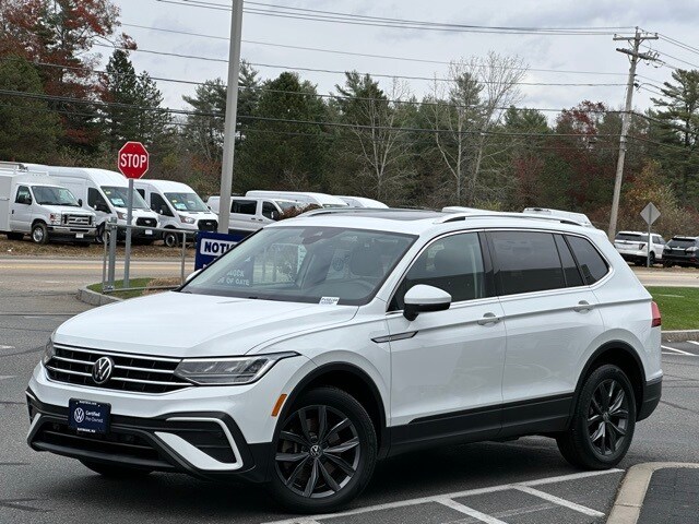 2022 Volkswagen Tiguan SE photo 2