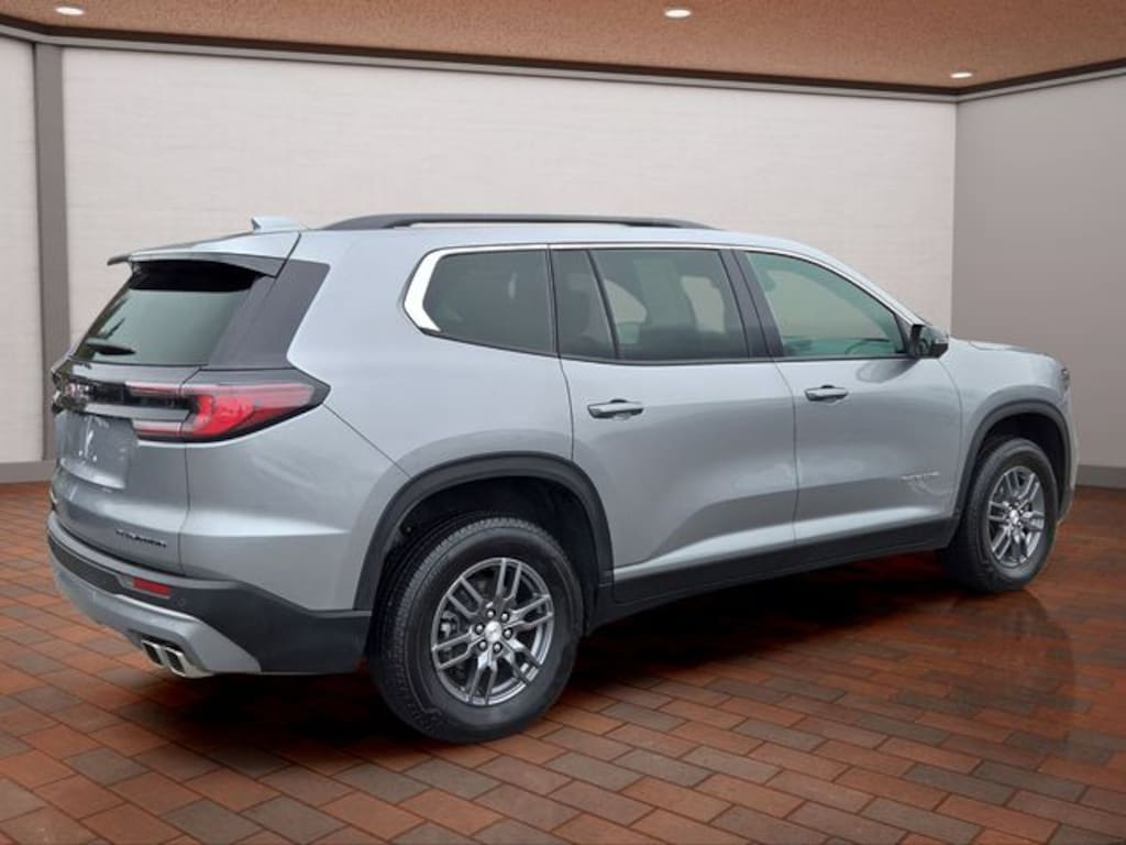 Used 2025 GMC Acadia Elevation SUV