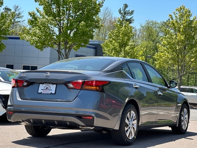 Used 2024 Nissan Altima S with VIN 1N4BL4BV9RN415792 for sale in Saint Albans, VT