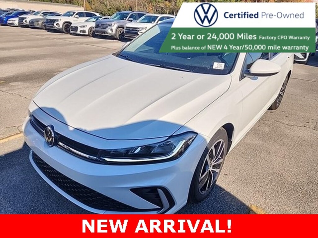 Certified 2025 Volkswagen Jetta 1.5T SE Sedan