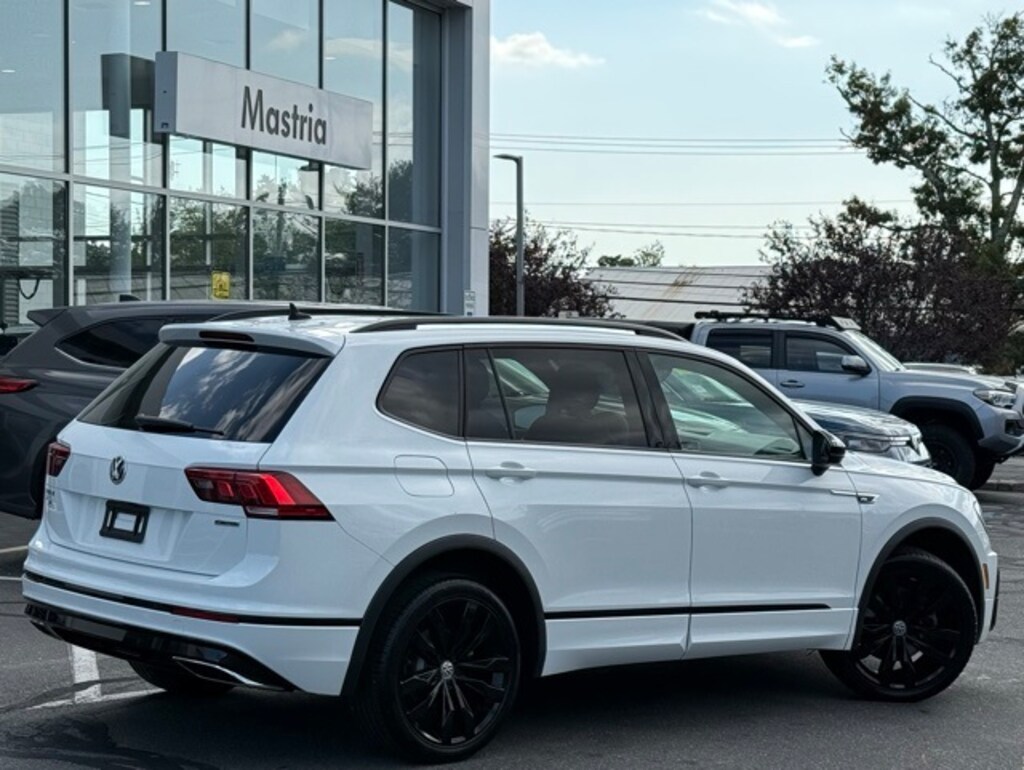 Certified 2020 Volkswagen Tiguan 2.0T SE R-Line Black 4motion SUV