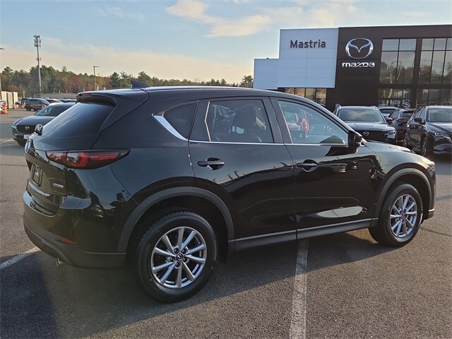 2023 Mazda CX-5 2.5 S Preferred photo 3