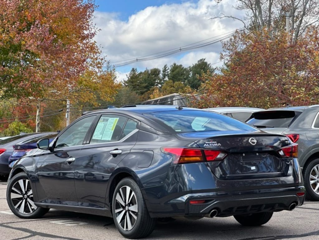 Used 2019 Nissan Altima 2.5 SV Sedan