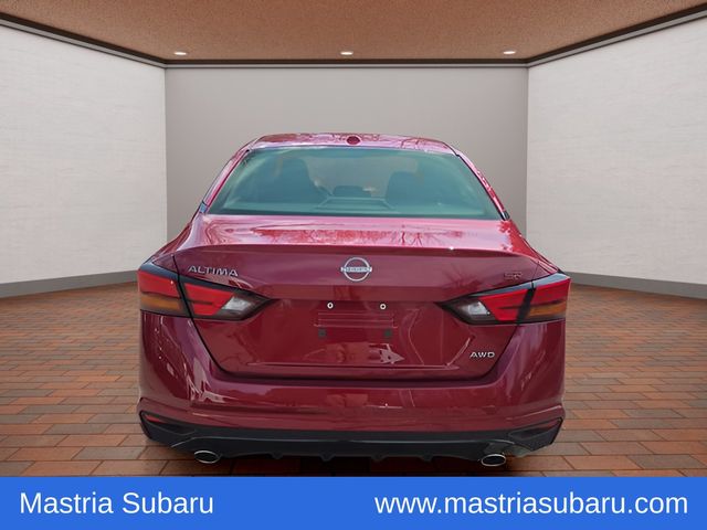 2024 Nissan Altima SR - Photo 29