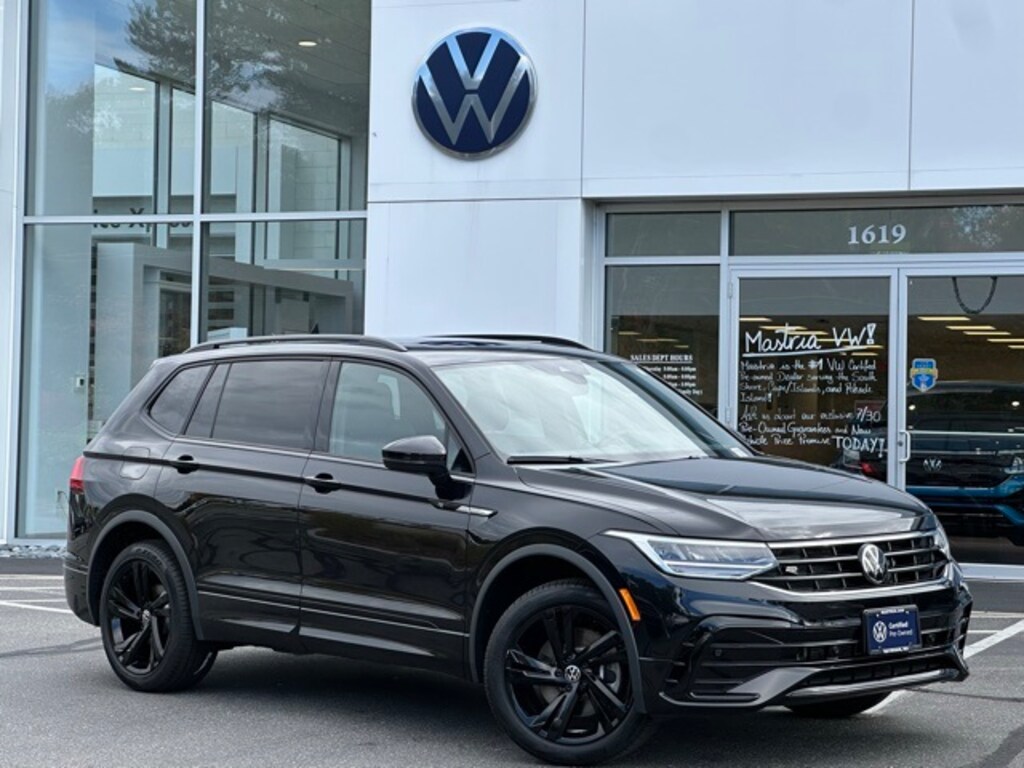 Certified 2024 Volkswagen Tiguan 2.0T SE R-Line Black SUV