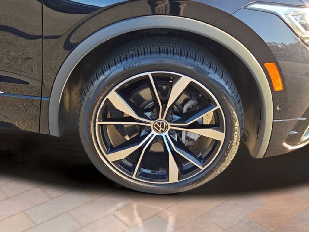 Used 2022 Volkswagen Tiguan 2.0T SEL R-Line SUV