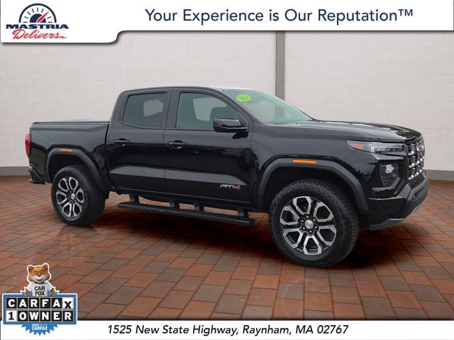 2024 GMC Canyon 4WD AT4 Crew Cab Short Box's photo
