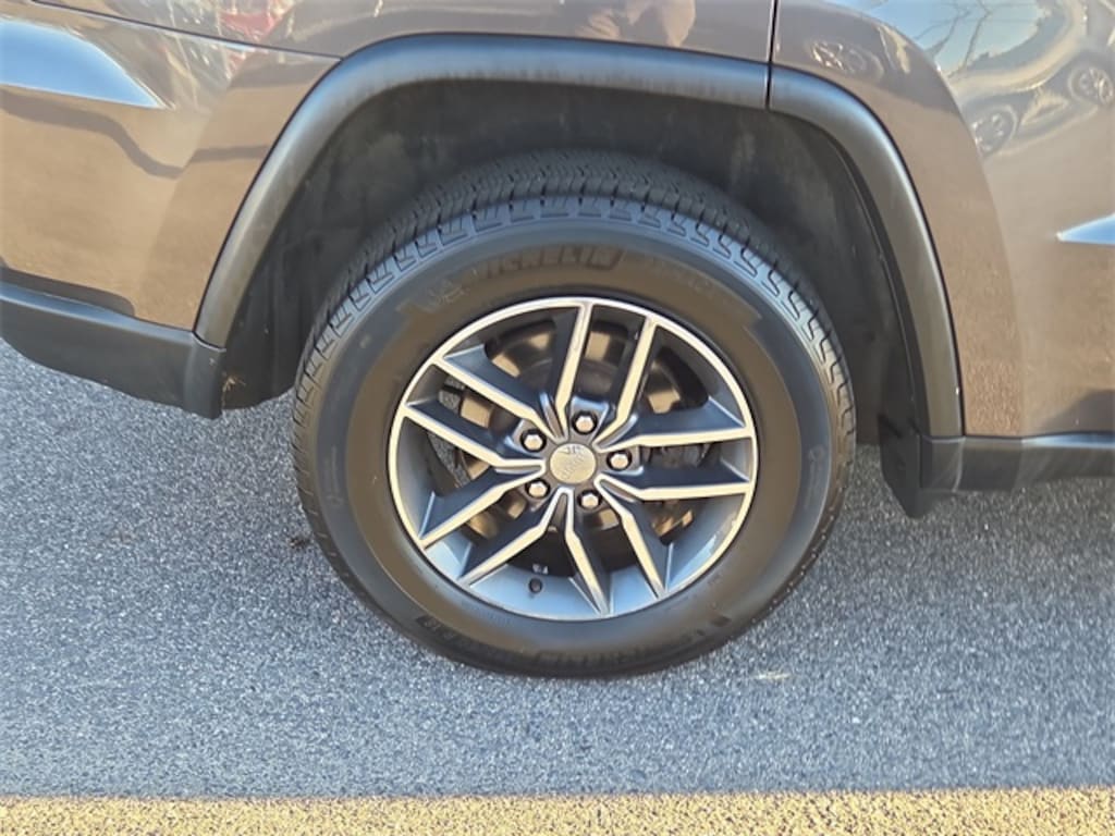 Used 2018 Jeep Grand Cherokee Limited SUV