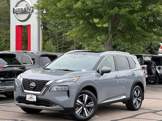 2021 Nissan Rogue SL photo 3