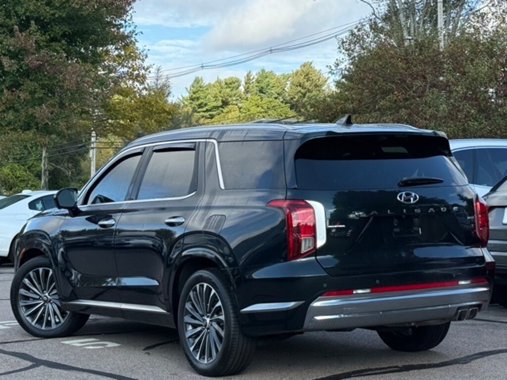 Used 2023 Hyundai Palisade Calligraphy SUV