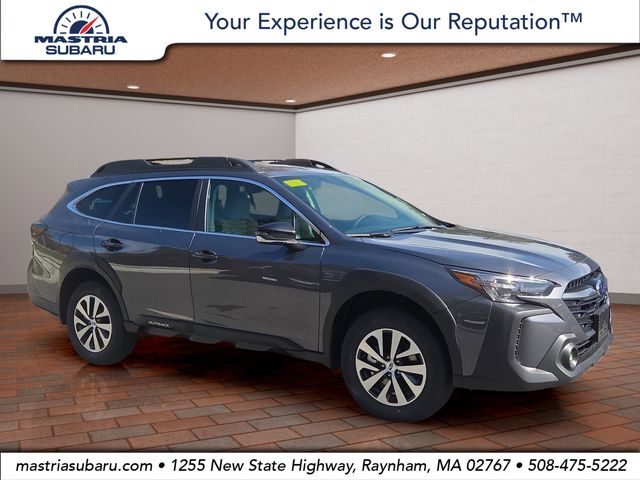 2025 Subaru Outback Premium's photo