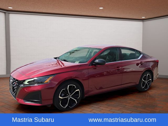 2024 Nissan Altima SR - Photo 27