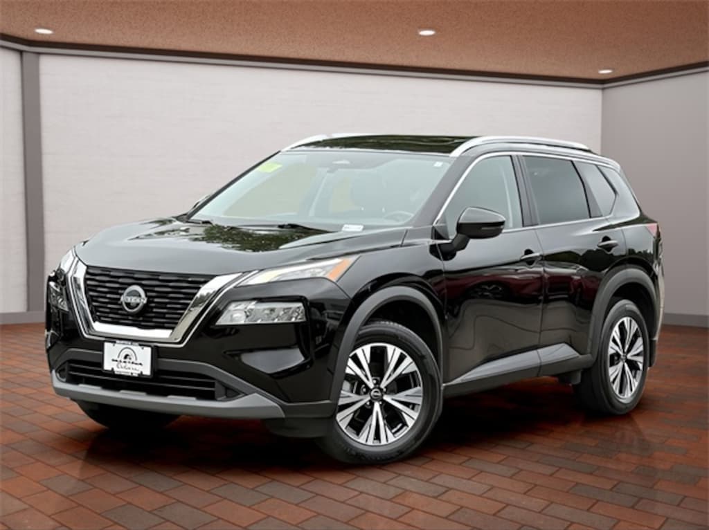 Used 2023 Nissan Rogue SV SUV