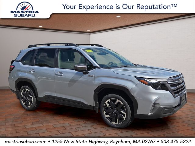 2025 Subaru Forester Premium's photo