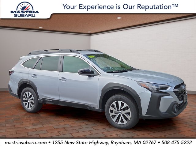 2025 Subaru Outback Premium's photo