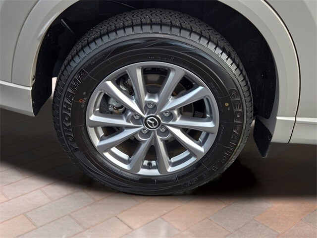 2025 Mazda CX-5 2.5 S Preferred photo 4