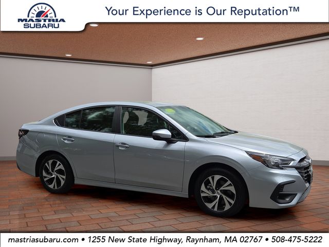 2025 Subaru Legacy Premium's photo