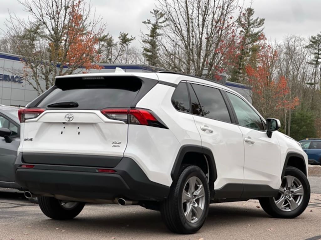 Used 2024 Toyota RAV4 XLE SUV
