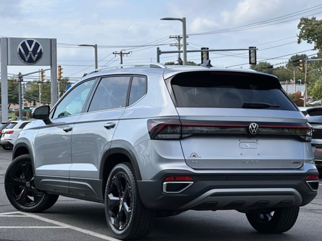 Certified 2025 Volkswagen Taos 1.5T SEL SUV