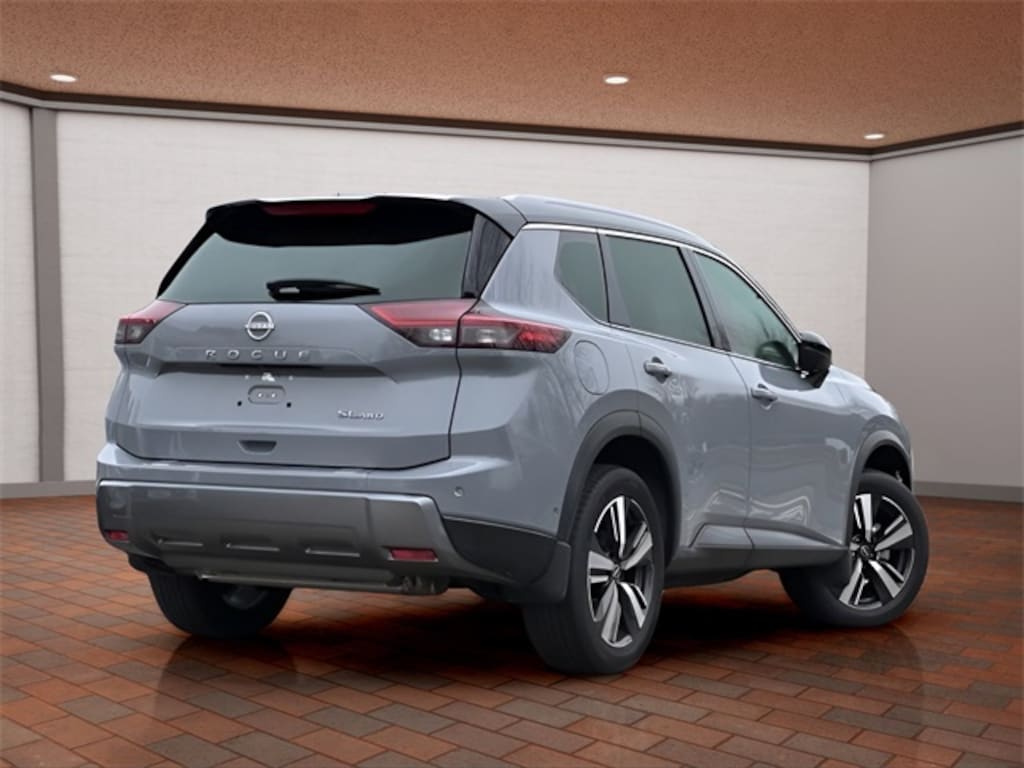 Used 2024 Nissan Rogue SL SUV