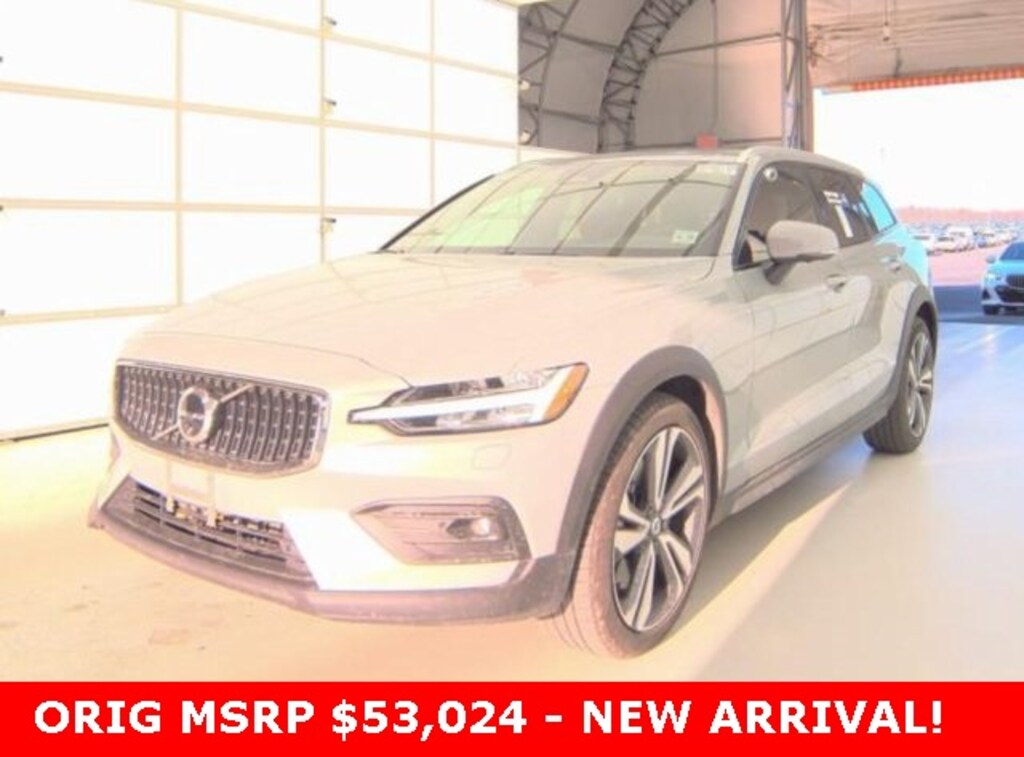 Used 2025 Volvo V60 Cross Country B5 Plus Wagon