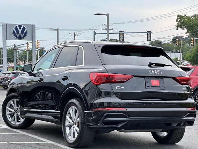 2022 Audi Q3 Premium Plus S line photo 2