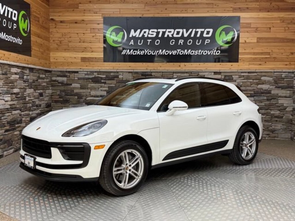 Used 2022 Porsche Macan Black /RED SUV