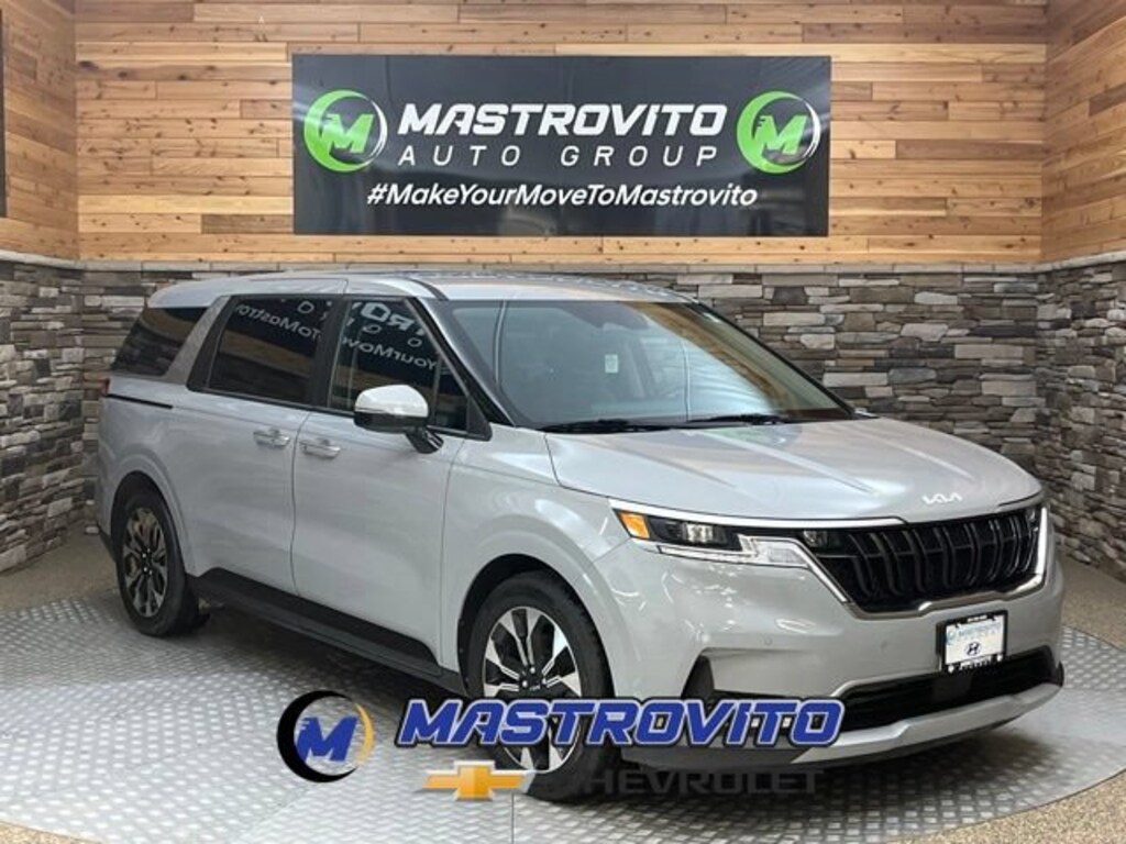 Used 2024 Kia Carnival EX MPV