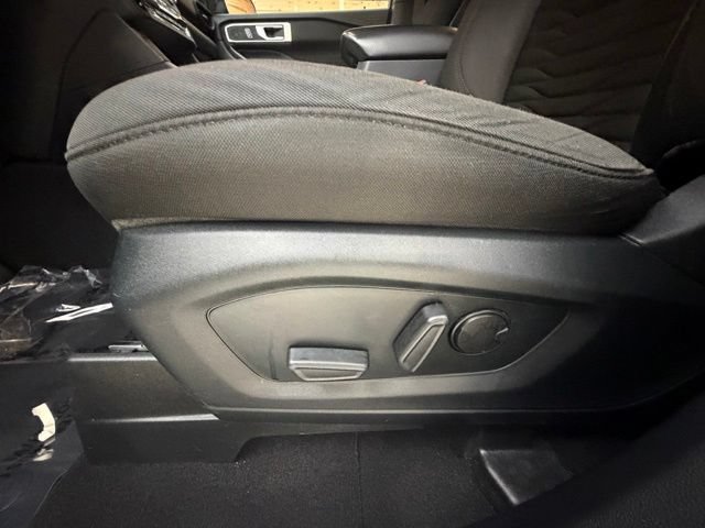 2020 Ford Explorer XLT - Photo 26