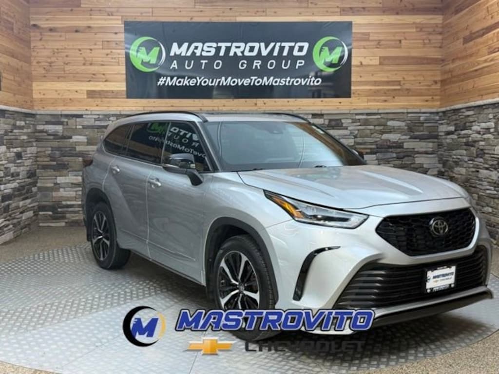 Used 2022 Toyota Highlander XSE SUV