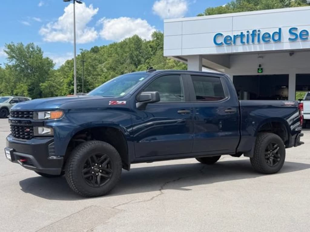 Used 2019 Chevrolet Silverado 1500 Custom Trail Boss Truck Crew Cab