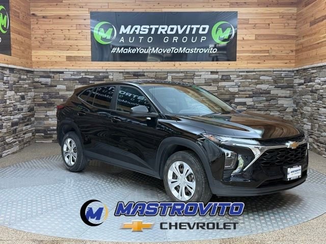 2024 Chevrolet Trax LS's photo