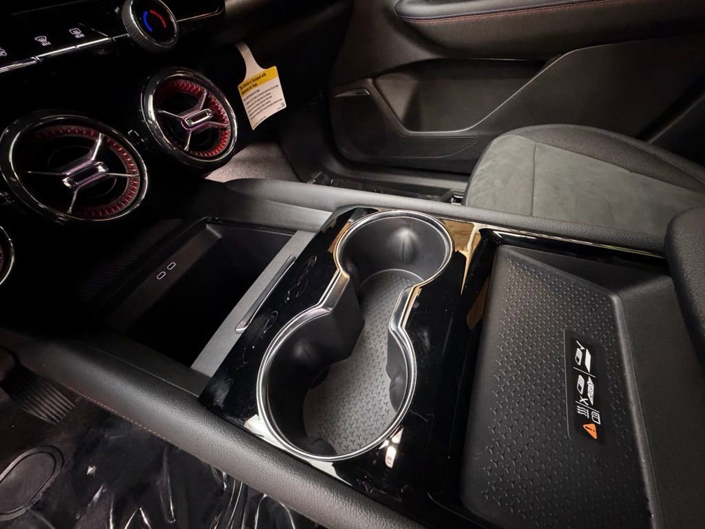 2025 Chevrolet Blazer EV RS - Photo 17