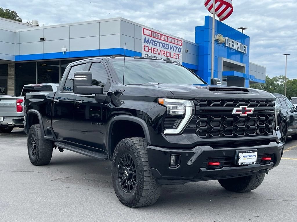 Used 2025 Chevrolet Silverado 2500 HD ZR2 Truck Crew Cab