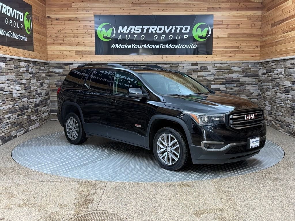 2017 GMC Acadia SLE-2