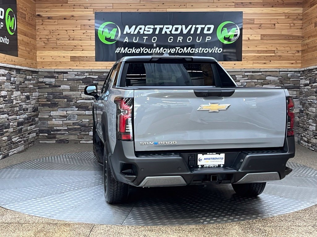 2026 Chevrolet Silverado EV LT - Photo 14