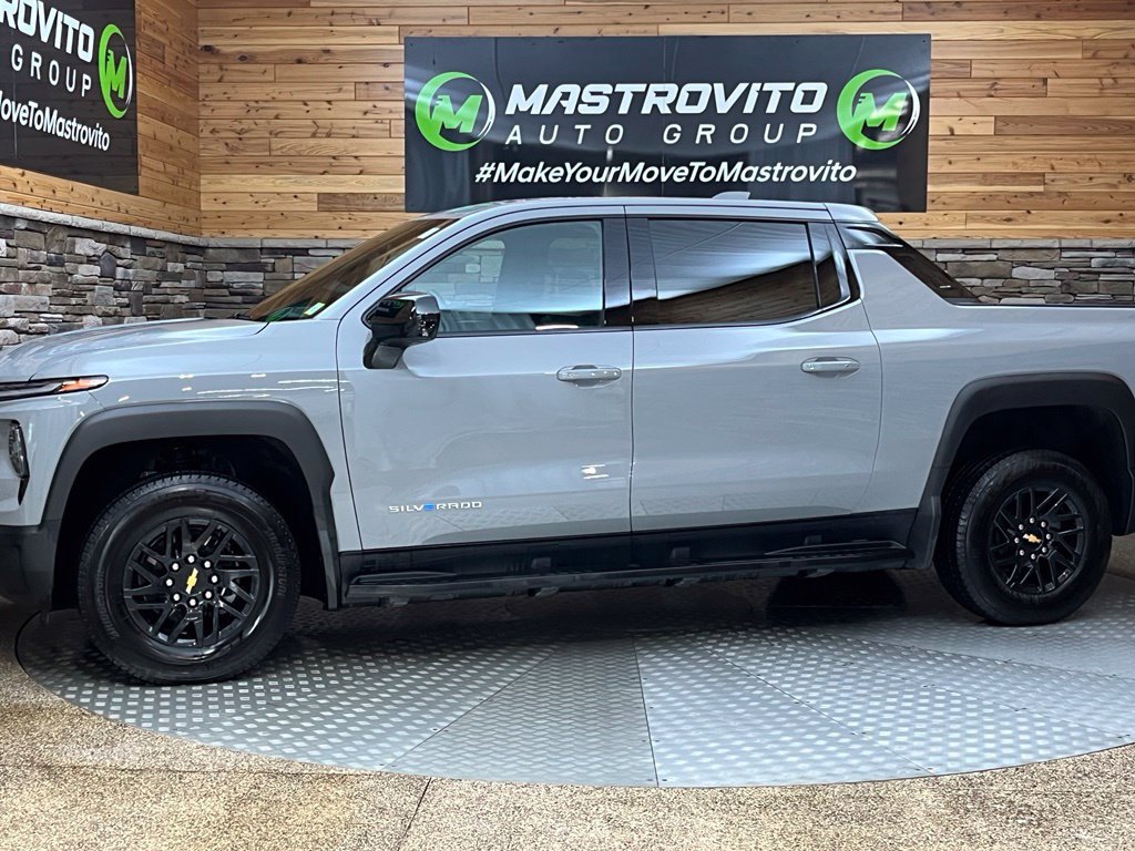 2026 Chevrolet Silverado EV LT - Photo 7
