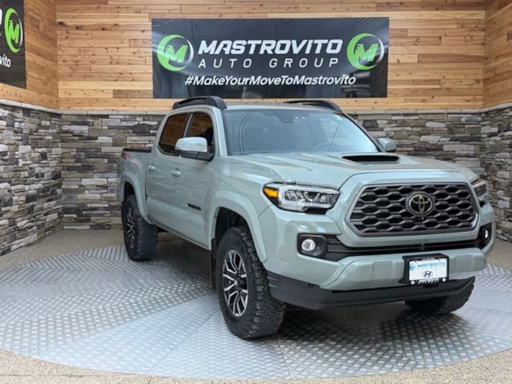 Used 2023 Toyota Tacoma 4WD SR Truck Double Cab