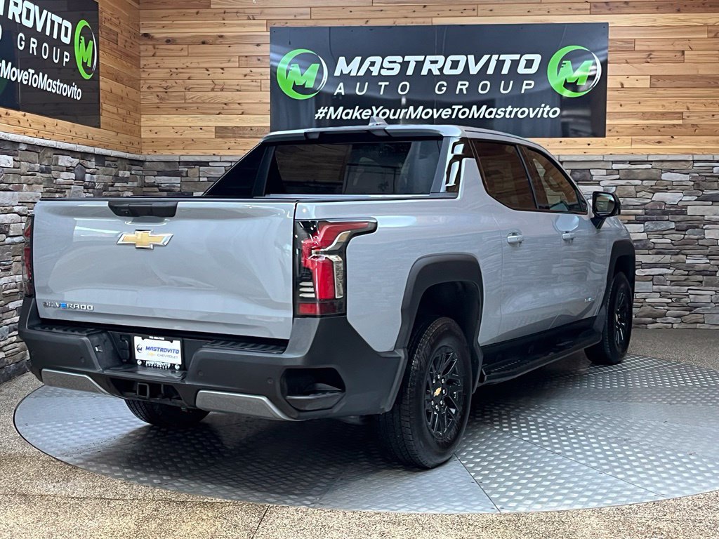 2026 Chevrolet Silverado EV LT - Photo 16