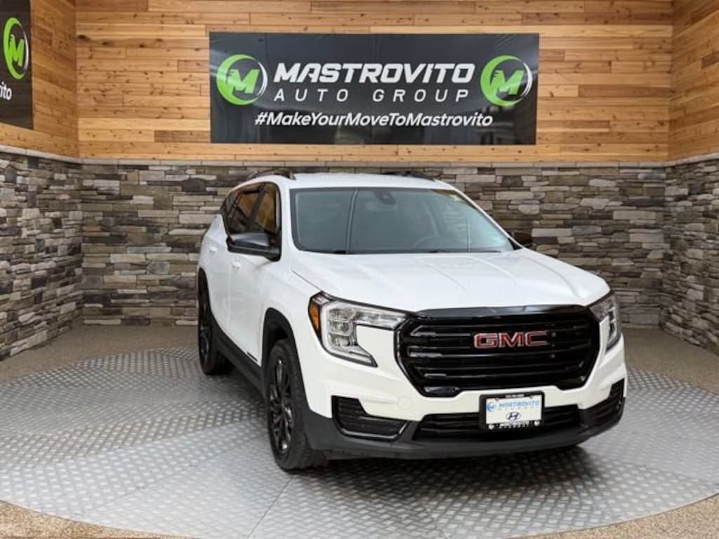 Used 2023 GMC Terrain SLE SUV