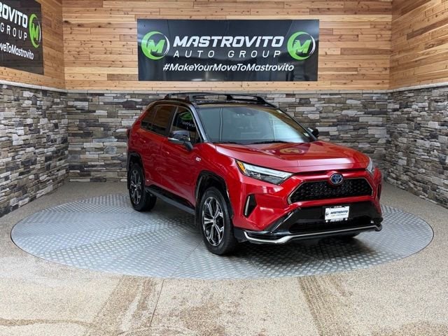 Used 2022 Toyota RAV4 XSE with VIN JTMEB3FV7ND092681 for sale in Yorkville, NY