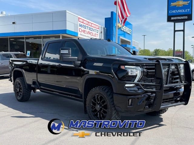 2025 Chevrolet Silverado HD High Country 4WD Crew Cab Long Box SRW's photo