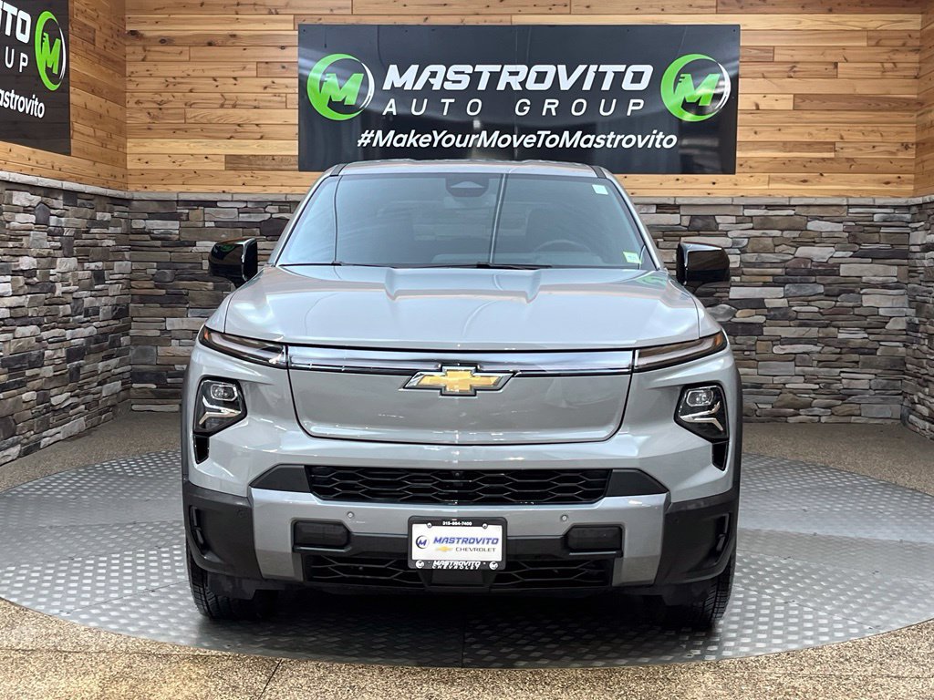 2026 Chevrolet Silverado EV LT - Photo 6