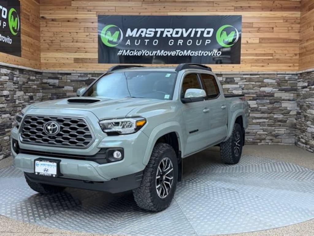 Used 2023 Toyota Tacoma 4WD SR Truck Double Cab