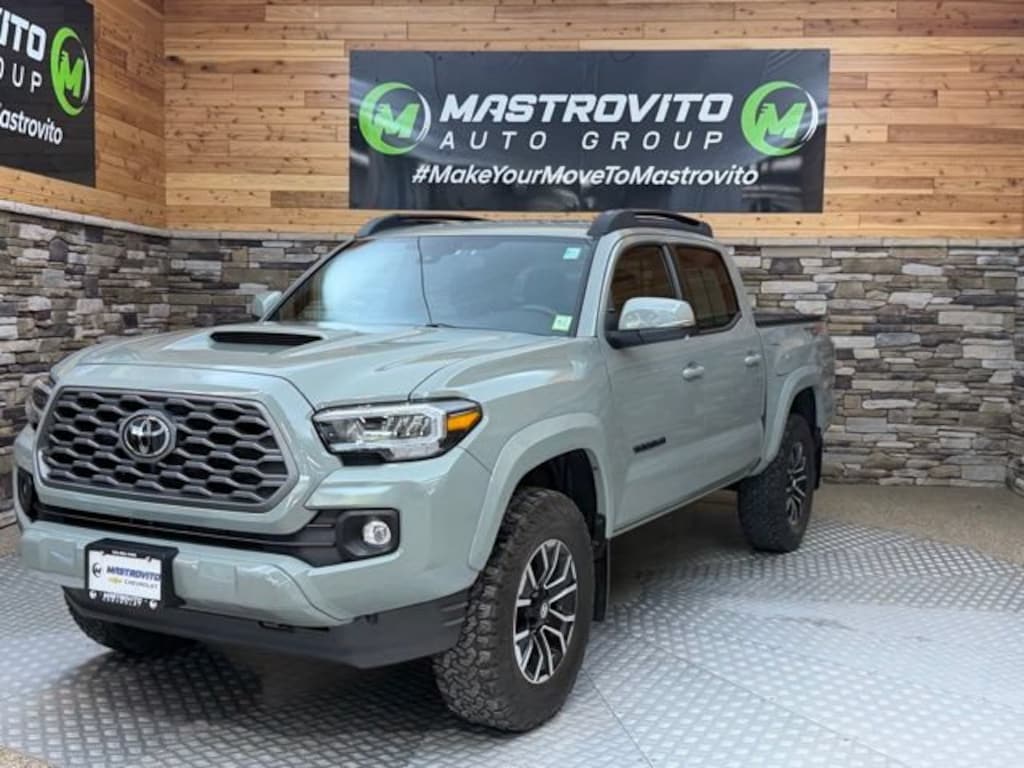 Used 2023 Toyota Tacoma 4WD SR Truck Double Cab