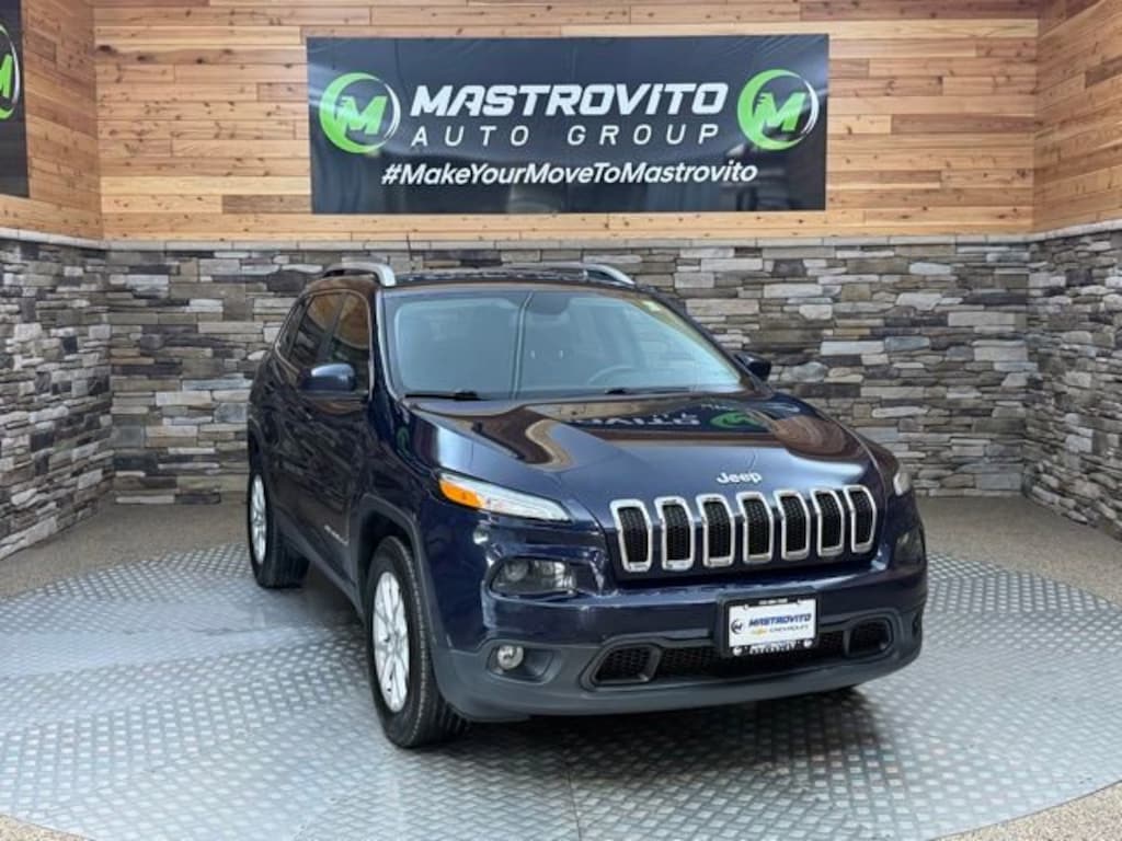 Used 2016 Jeep Cherokee Latitude SUV