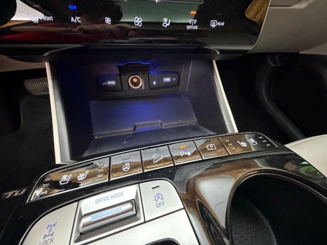 2023 Hyundai Tucson Limited - Photo 29