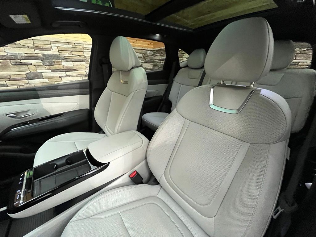 2025 Hyundai Tucson Limited - Photo 26