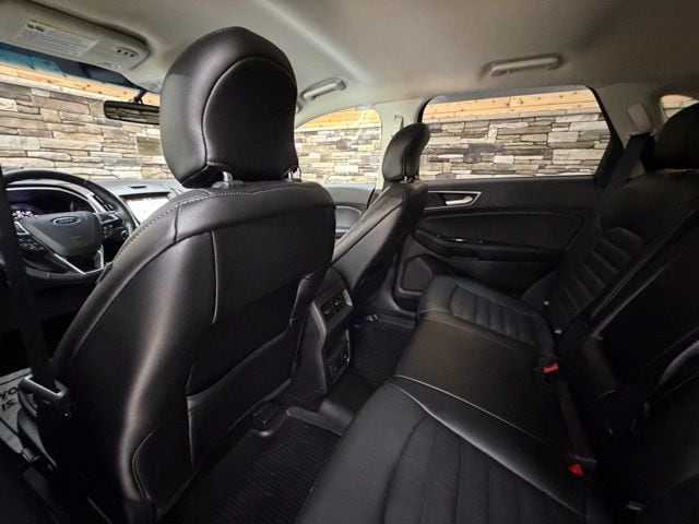 2017 Ford Edge SEL - Photo 31